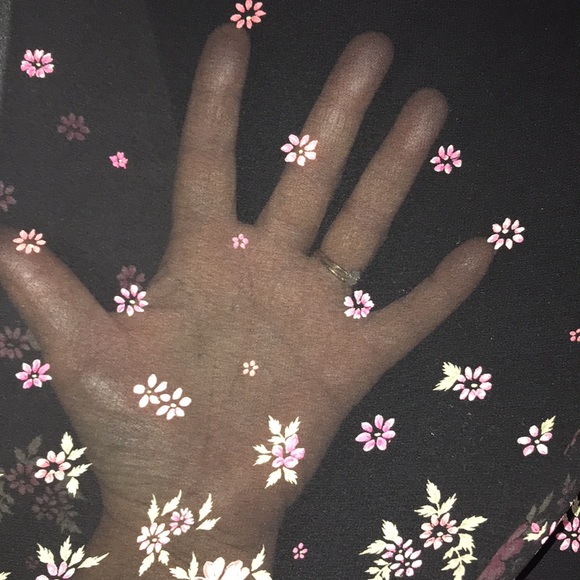 Women’s Semi-Sheer Floral Skirt - Picture 6 of 9